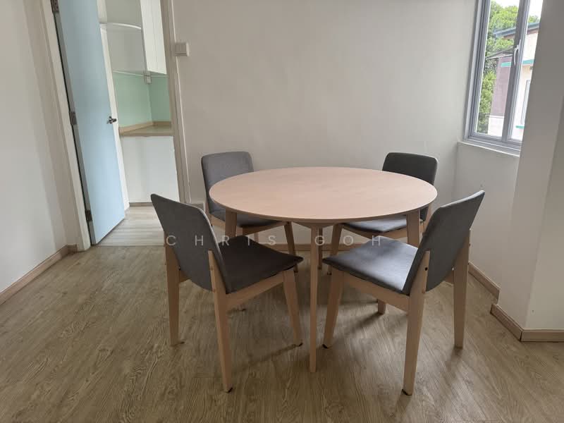 Binjai Park, , 3 Bedrooms, 990 sqft, Walk-up Apartment For Rent, by Chris Goh, 60079733 - Dining Room - PropertyGuru.com.sg