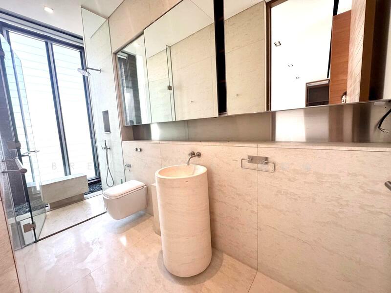 Bukit Timah Vicinity, GCB with pool for rent