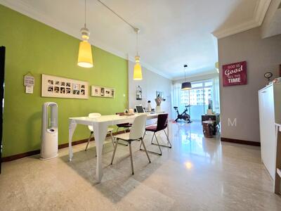 For Sale - La Crystal