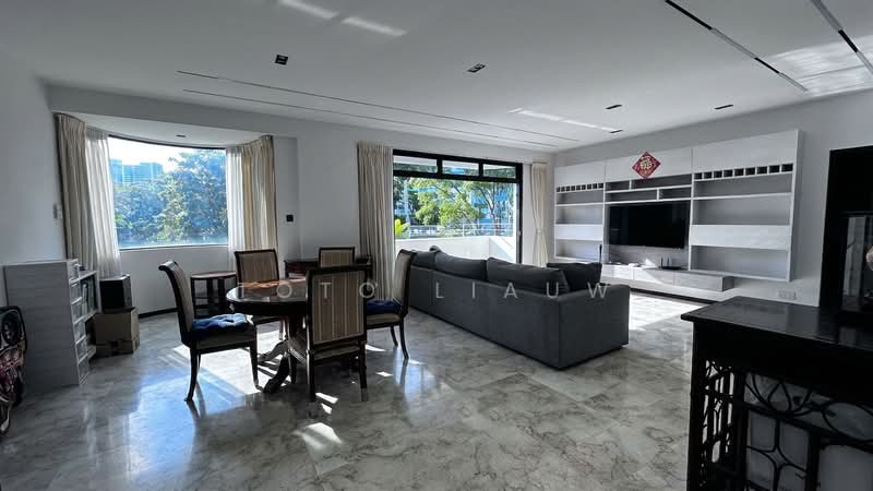 Casa Cairnhill, 1 Peck Hay Road, 3 Bedrooms, 1,572 sqft, Condominium For Rent, by Toto Liauw, 60079983 - Living Room - PropertyGuru.com.sg