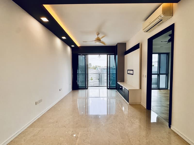 Thomson Grand Condominium For Sale at S$ 1,700,000 | PropertyGuru Singapore - Living room