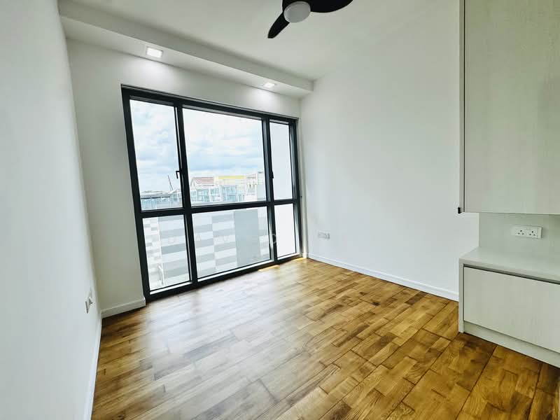 Thomson Grand Condominium For Sale at S$ 1,700,000 | PropertyGuru Singapore - Master Bedroom