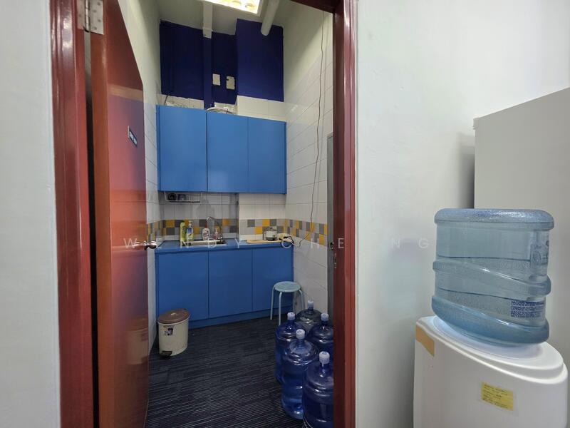 Unity Centre, 51 Bukit Batok Crescent, 1,561 sqft, Light Industrial (B1) For Sale, by Wendy Cheong, 60080345 - CommercialGuru.com.sg