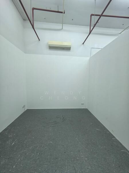 Unity Centre, 51 Bukit Batok Crescent, 1,561 sqft, Light Industrial (B1) For Sale, by Wendy Cheong, 60080345 - CommercialGuru.com.sg