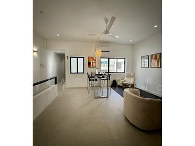 For Rent - Duku Road