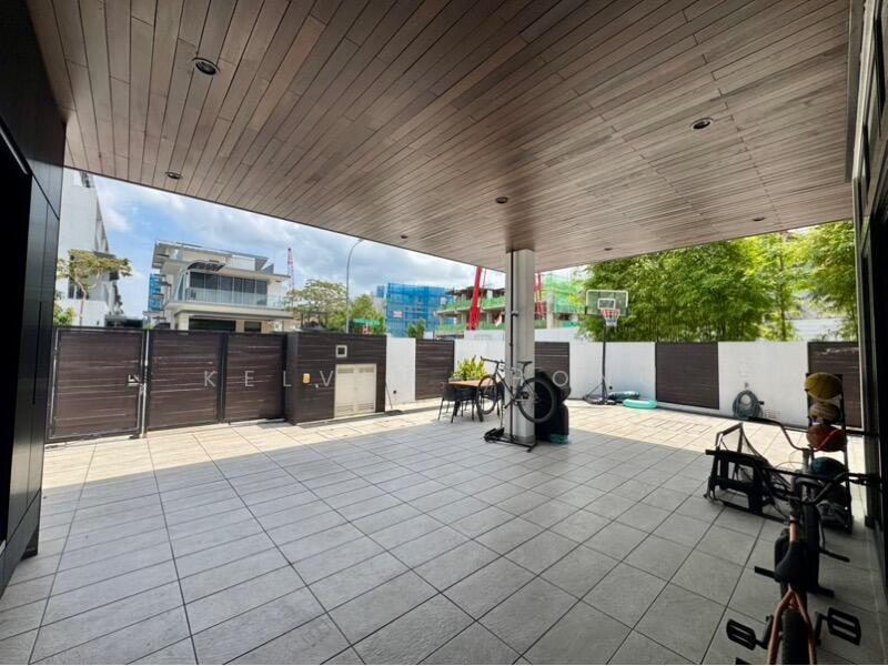 For Sale - Luxus Hills