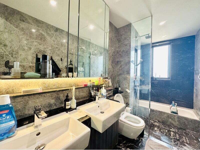 For Sale - Luxus Hills