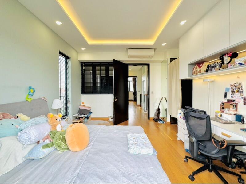For Sale - Luxus Hills