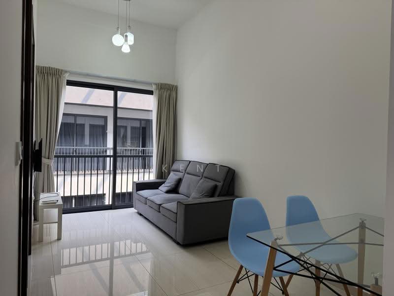 The Promenade @ Pelikat, 183 Jalan Pelikat, Hougang / Punggol / Sengkang, 2 Bedrooms, 969 sqft, Condominium For Sale, by Kent Lim CH, 60080493 - Living Room - High Ceiling - PropertyGuru.com.sg