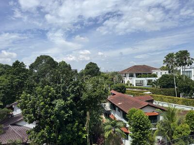 For Rent - Holland Road GCB