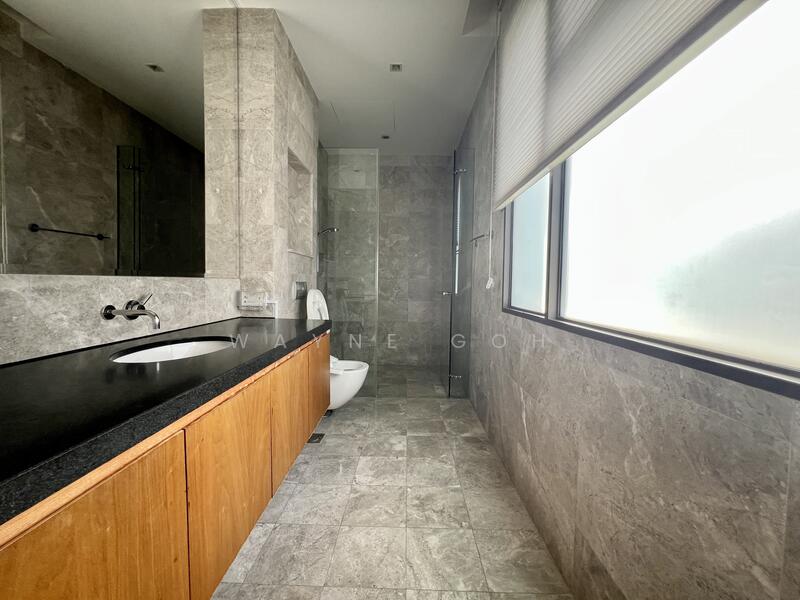 For Rent - Paradise Island