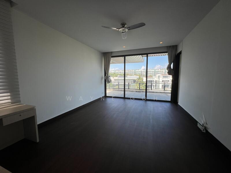 For Rent - Paradise Island