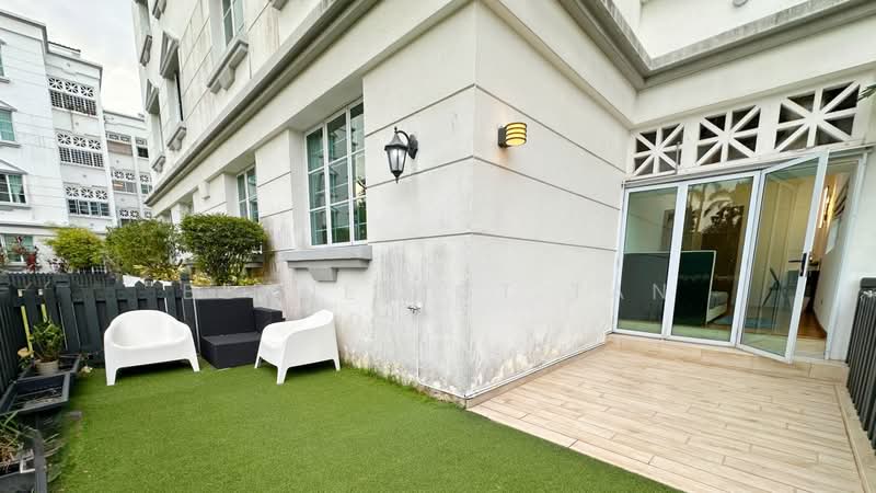 Villa De West, 385 Pasir Panjang Road, Room Rental, 120 sqft, Condominium For Rent, by Bennedict Tan, 60080609 - Exterior - PropertyGuru.com.sg