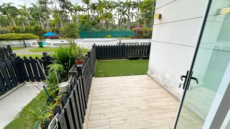 Villa De West, 385 Pasir Panjang Road, Room Rental, 120 sqft, Condominium For Rent, by Bennedict Tan, 60080609 - Exterior - PropertyGuru.com.sg