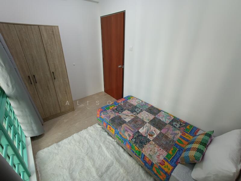 Room 4