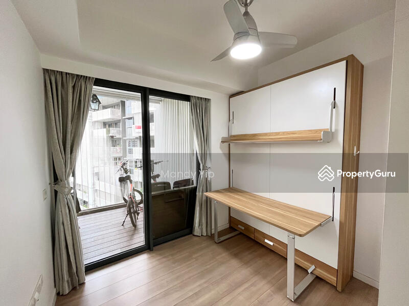 Dual Key - 2 Bed 2 Bath Common room