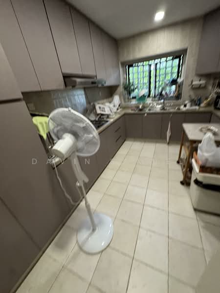 The Arcadia (Arcadia Gardens) Condominium For Sale at S$ 5,699,000 | PropertyGuru Singapore - Kitchen