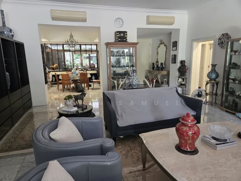 The Arcadia (Arcadia Gardens), 235 Arcadia Road, 5 Bedrooms, 4,672 sqft, Condominium For Sale, by Davin Samuel, 60080972 - Living Room - PropertyGuru.com.sg