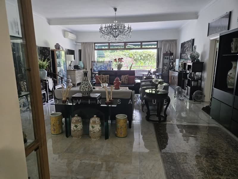 The Arcadia (Arcadia Gardens), 235 Arcadia Road, 5 Bedrooms, 4,672 sqft, Condominium For Sale, by Davin Samuel, 60080972 - Living Room - PropertyGuru.com.sg