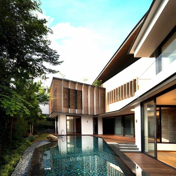 For Rent, Detached with Pool, Near City & CBD (photos are for illustration only)