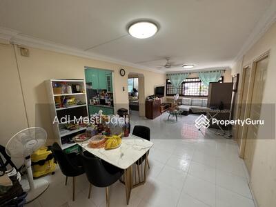 For Sale - 718 Tampines Street 72