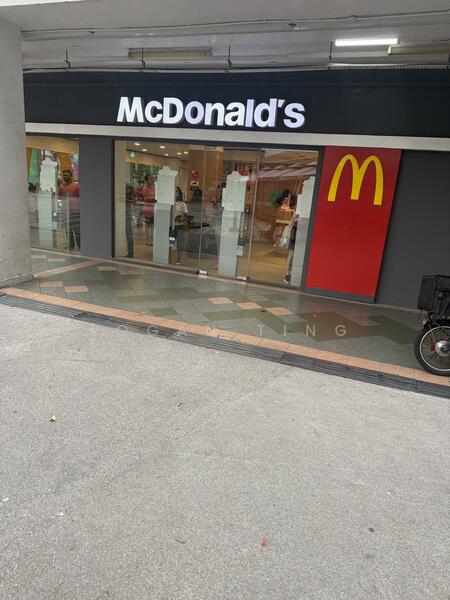 519 Bedok North Avenue 1, 519 Bedok North Avenue 1, Room Rental, 120 sqft, HDB Flat For Rent, by Logan Ting, 60081112 - Craving for MacDonalds at night ? - PropertyGuru.com.sg