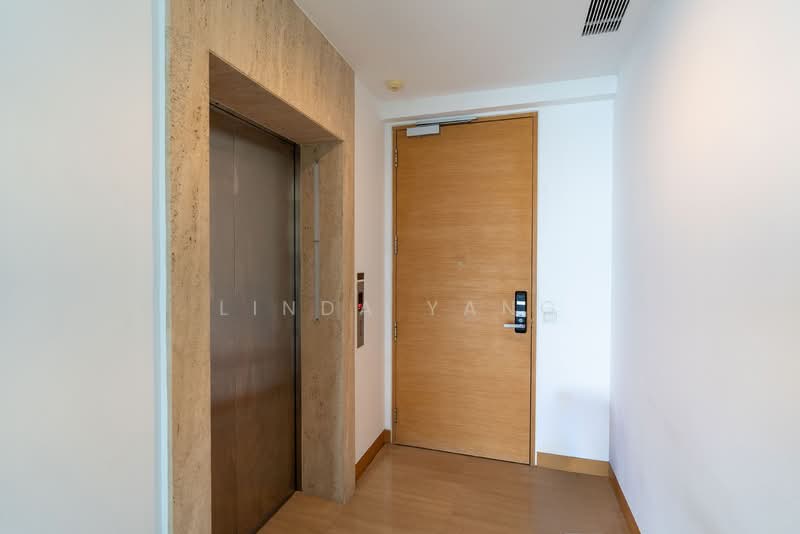 Silversea, , 4 Bedrooms, 2,508 sqft, Condominium For Sale, by Linda Yang, 60081135 - Entrance - PropertyGuru.com.sg