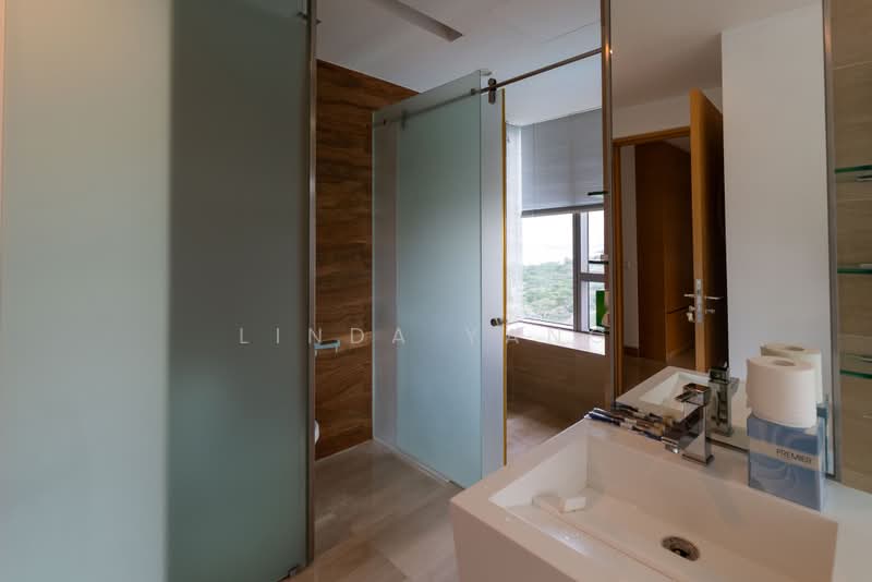 Silversea, , 4 Bedrooms, 2,508 sqft, Condominium For Sale, by Linda Yang, 60081135 - Bathroom - PropertyGuru.com.sg
