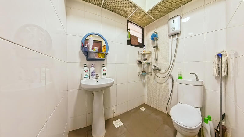 Common Bathroom