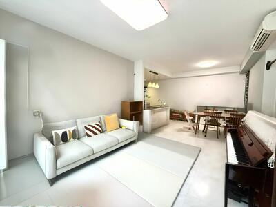 For Sale - The Lakeshore