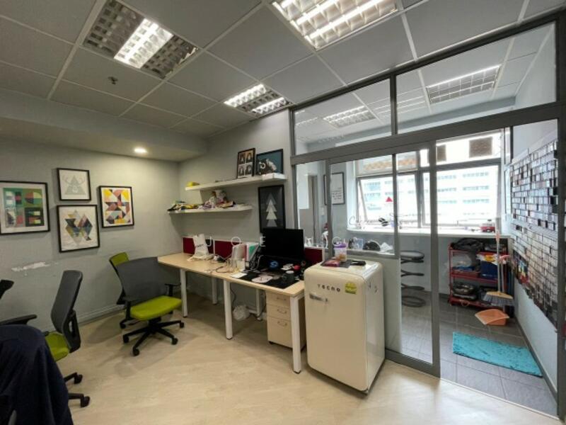 Vertex, 33 Ubi Avenue 3, 1,572 sqft, Light Industrial (B1) For Sale, by Joe Ng, 60081332 - CommercialGuru.com.sg