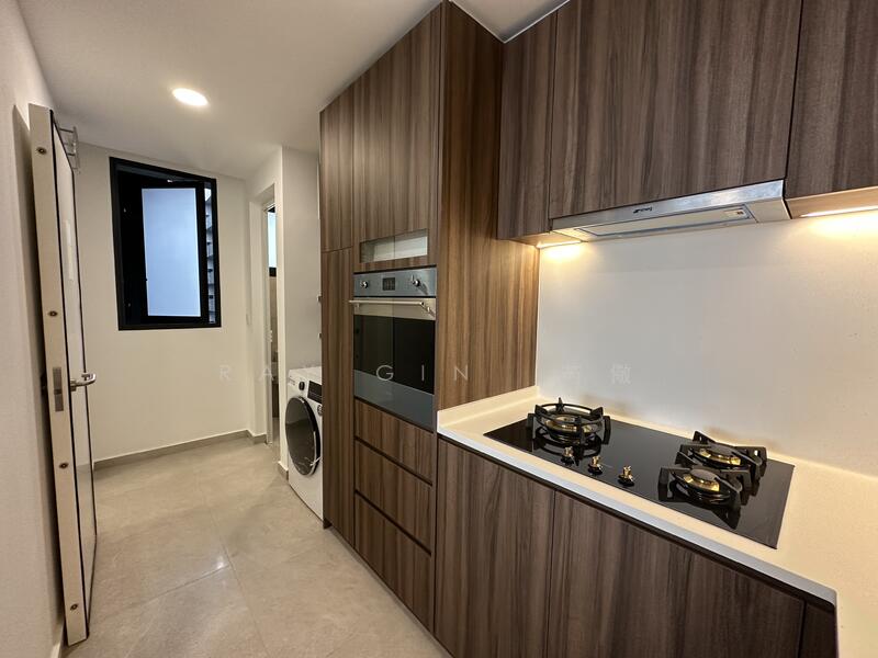 Lentor Modern, Lentor Central, 4 Bedrooms, 1,528 sqft, Condominium For Sale, by Ray Gin 芮儆, 60081347 - Kitchen - PropertyGuru.com.sg