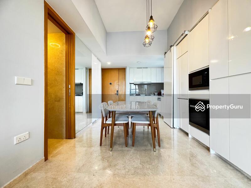 Dining Room & Kitchen