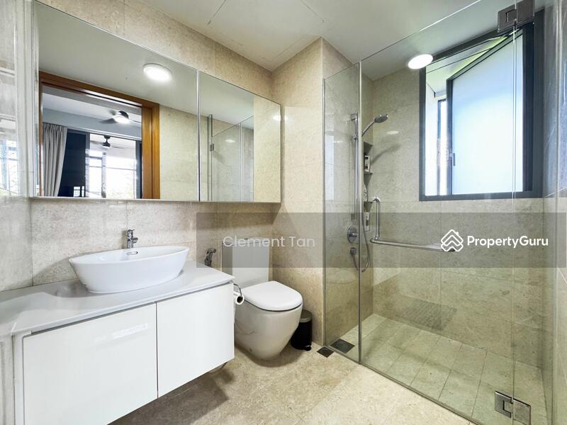 Junior Master Bath