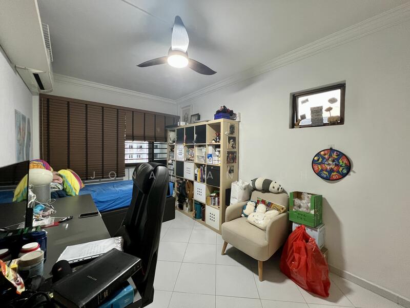 For Sale - 255 Simei Street 1