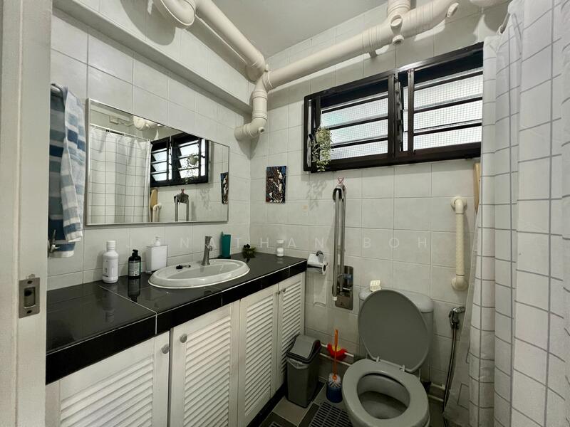 For Sale - 255 Simei Street 1