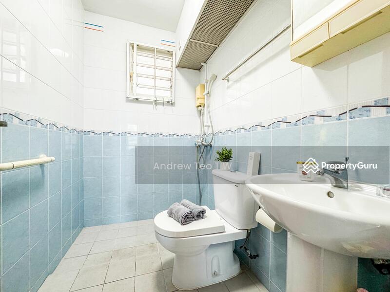 For Sale - 2D Upper Boon Keng Road
