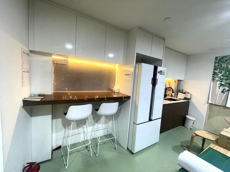 Link @ AMK, 3 Ang Mo Kio Street 62, 2,153 sqft, Light Industrial (B1) For Sale, by Hazel Chan, 60081915 - Pantry - CommercialGuru.com.sg