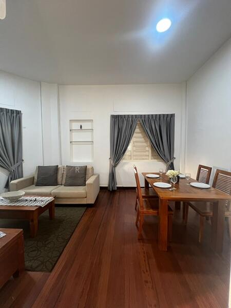 Lowland Road 2 Bedrooms ShopHouse Apartment, Lowland Road, 2 Bedrooms, 872 sqft, Shophouse For Rent, by Eric Gan, 60081941 - PropertyGuru.com.sg