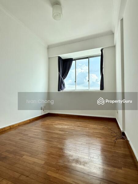 Common rooms that all fit king beds