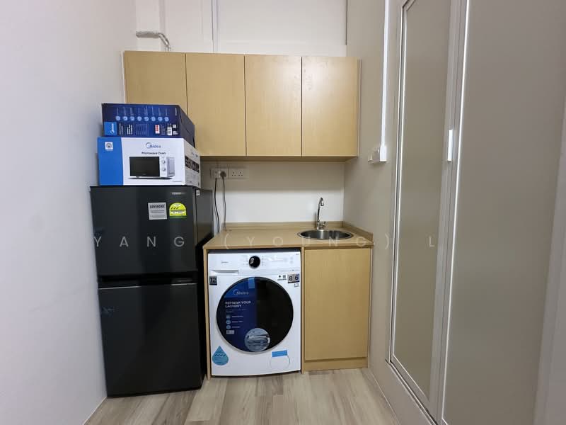 Yew Lian Park, Taman Permata, Studio, 200 sqft, Corner Terrace For Rent, by Yang (Young) Li, 60082118 - Kitchen - PropertyGuru.com.sg