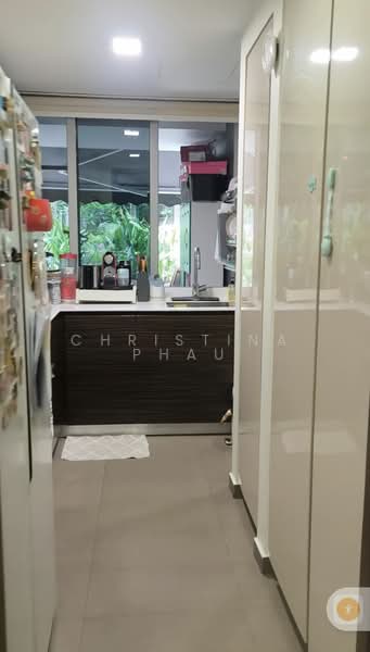 Sophia Residence Condominium For Sale at S$ 4,000,000 | PropertyGuru Singapore - Kitchen