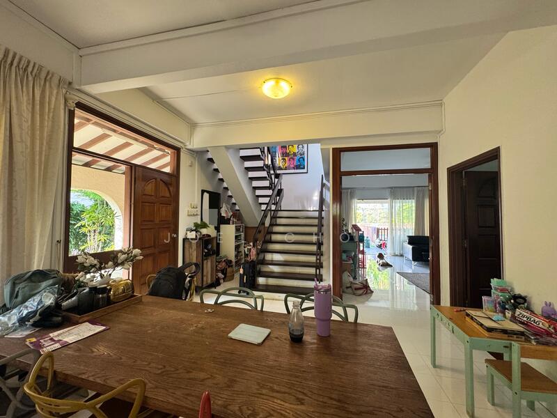 For Rent - Crescent Road