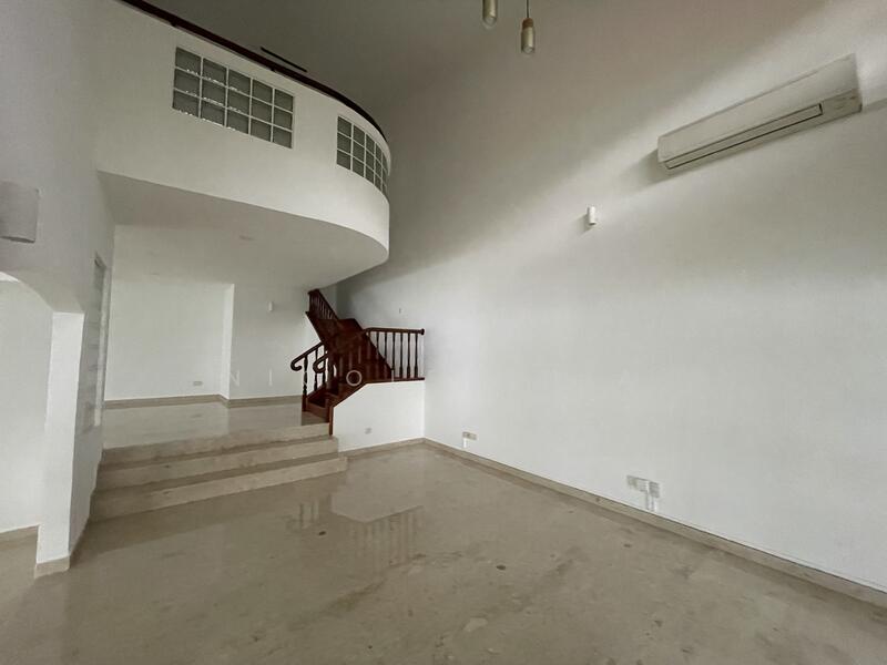 For Rent - Two storey well kept refurbished semi detached cosy living with big garden