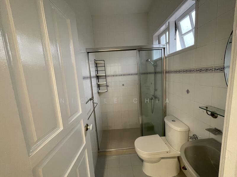 For Rent - Two storey well kept refurbished semi detached cosy living with big garden