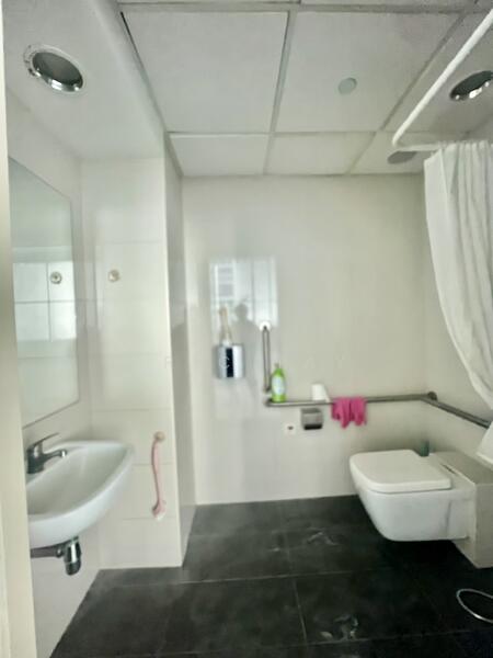 Robinson Square, 144 Robinson Road, 1,184 sqft, Office For Rent, by Eric Tay, 60082514 - CommercialGuru.com.sg