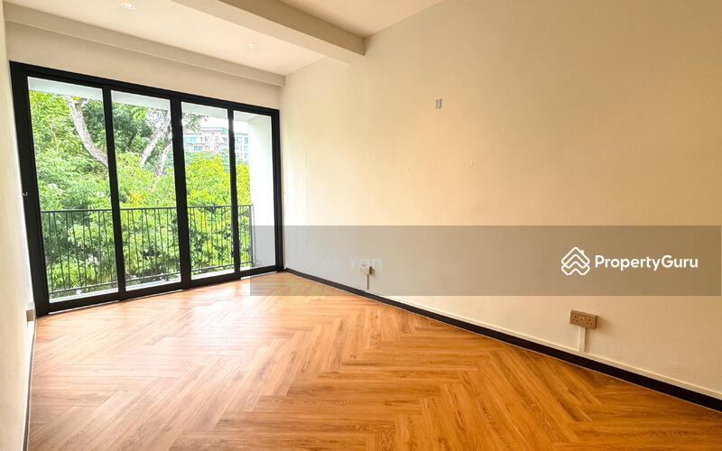 For Rent - Charming Almost Newly Renovated Walk-up