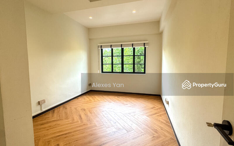 For Rent - Charming Almost Newly Renovated Walk-up