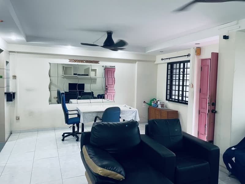 444 Choa Chu Kang Avenue 4, 444 Choa Chu Kang Avenue 4, 3 Bedrooms, 1,076 sqft, HDB Flat For Sale, by Kenny Teow, 60082578 - PropertyGuru.com.sg