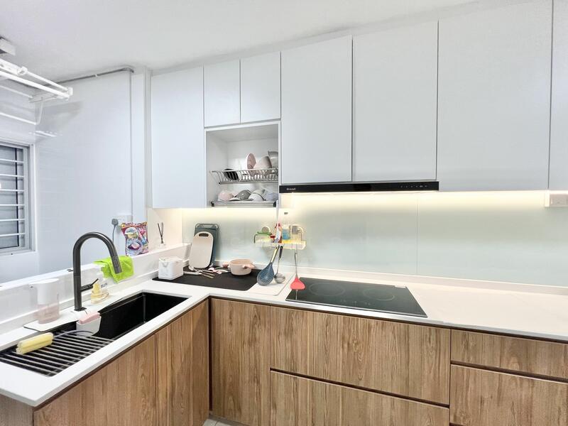 For Rent - 455 Jurong West Street 42